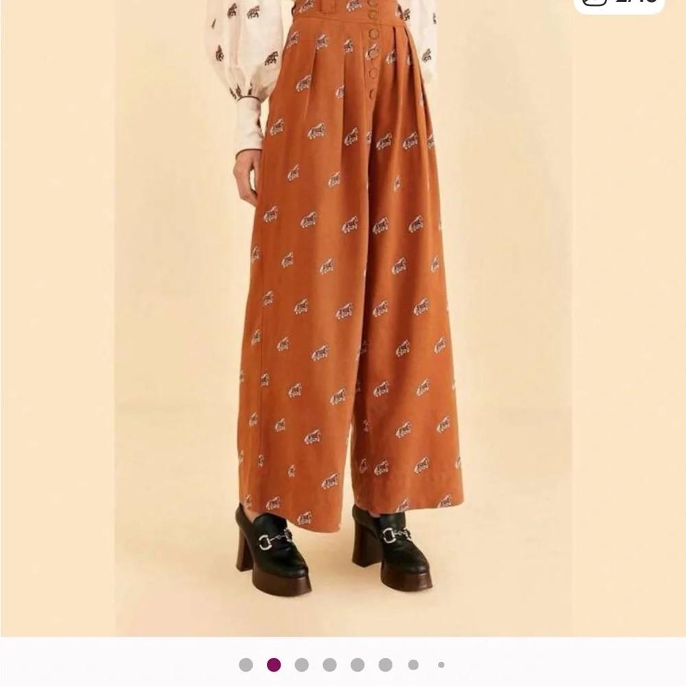 FARM Rio Caramel Embroidered
Horses Trousers - Picture 2 of 9